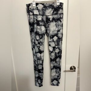 Athleta Floral Crush Chaturanga 7/8 Leggings